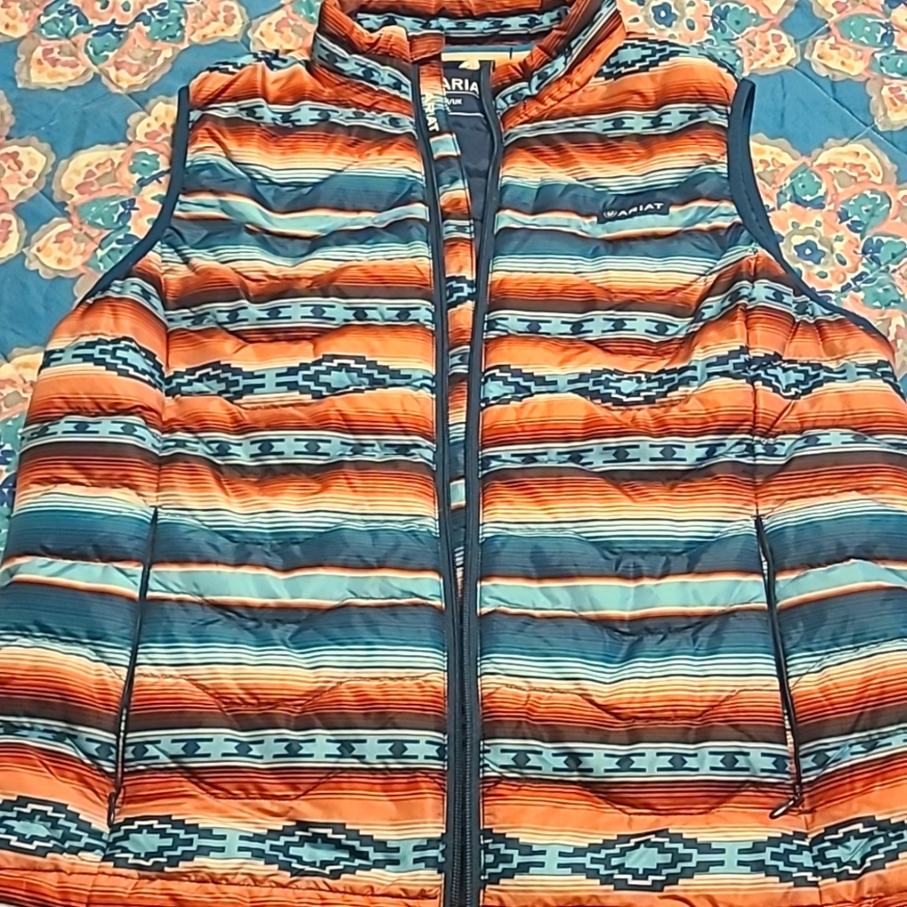 Ariat vest